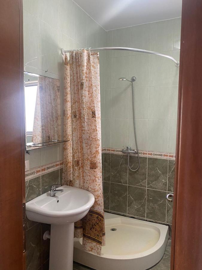 Center Of Shkodra Apartment Luaran gambar